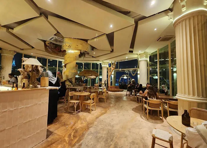 Regalia Comfort Suites Klcc Skypool