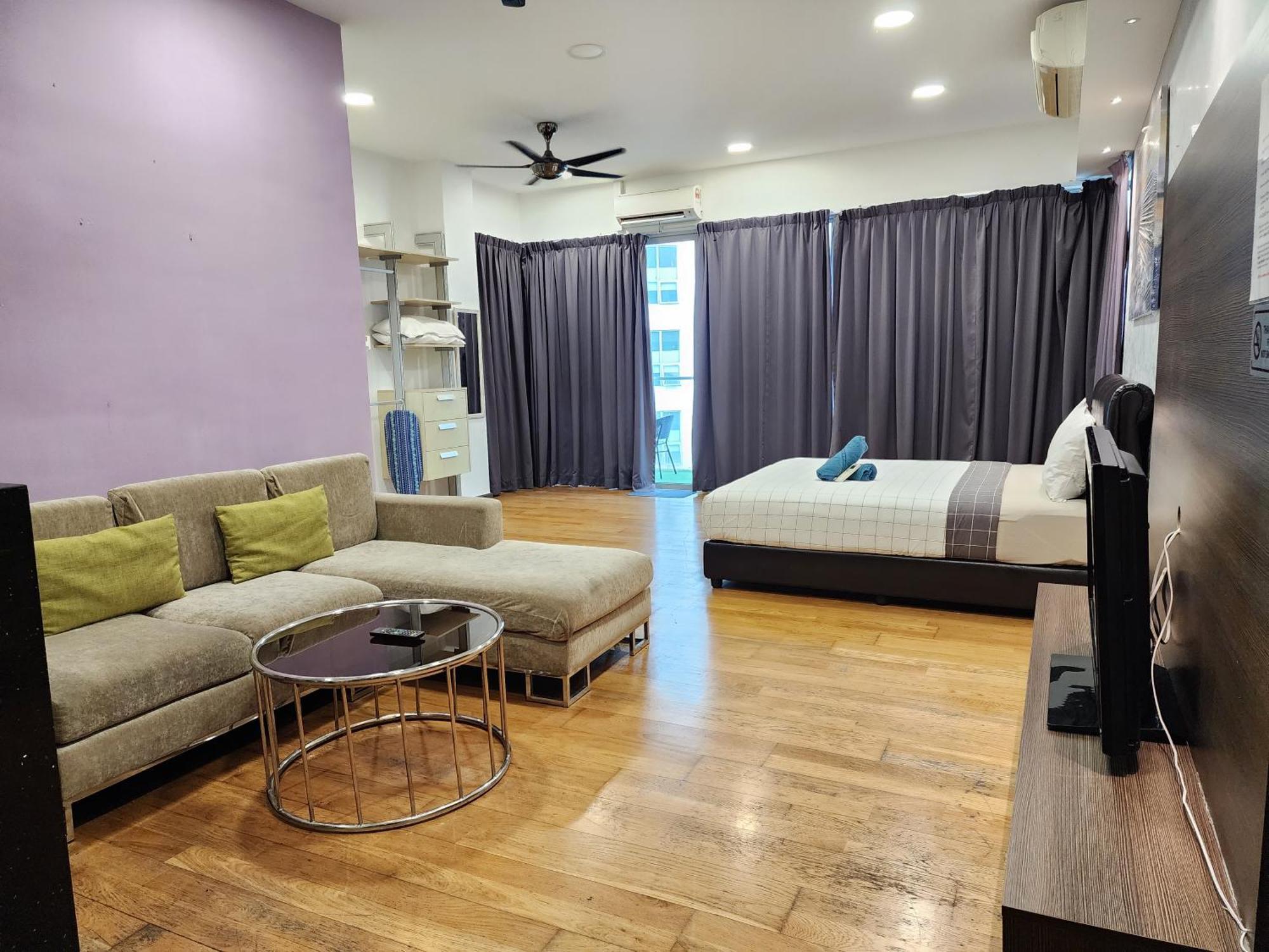 Apartment Regalia Comfort Klcc Skypool Kuala Lumpur