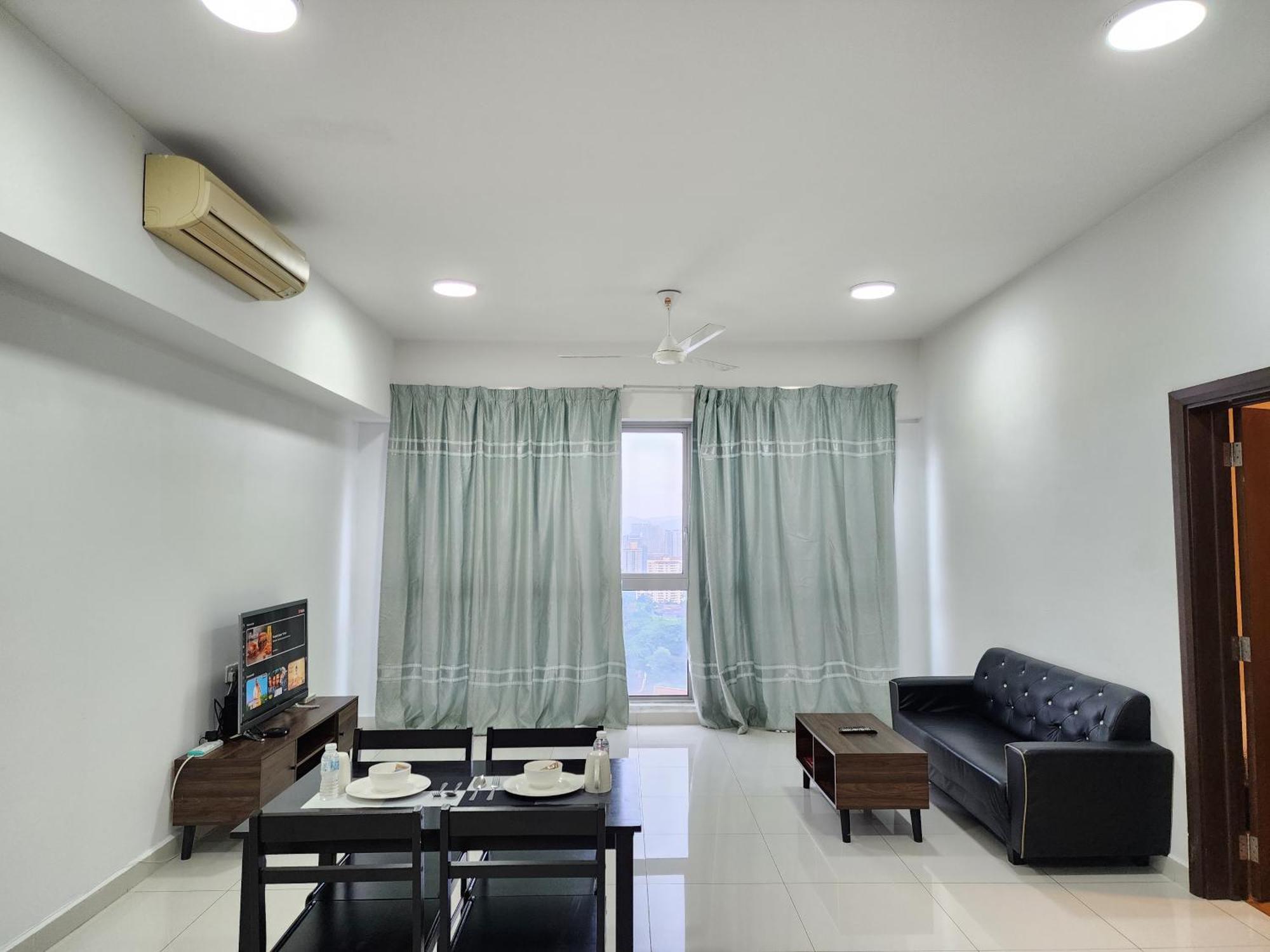 Regalia Comfort Klcc Skypool Apartment Kuala Lumpur