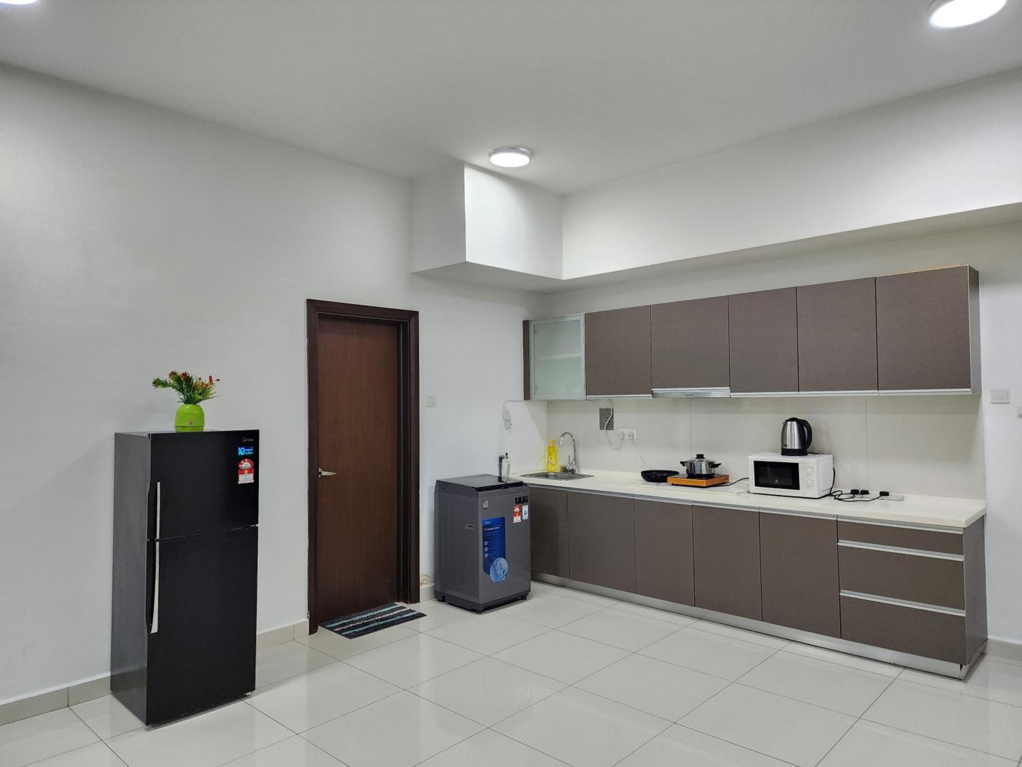 Regalia Comfort Klcc Skypool Apartment